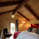 Отель La Ferme Du Chozal, De Tradition 4*