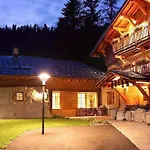 La Ferme Du Chozal, De Tradition Отель 4*