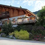 Отель La Ferme Du Chozal, De Tradition Отлюс