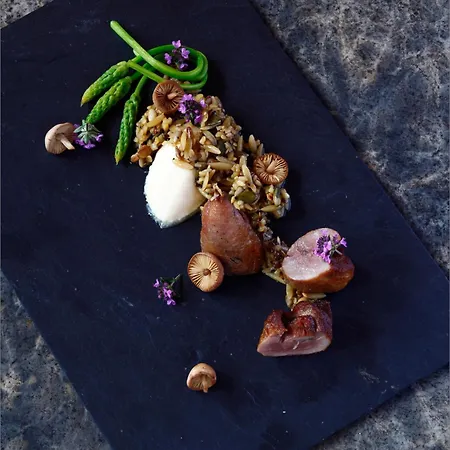 La Ferme Du Chozal, De Tradition 酒店