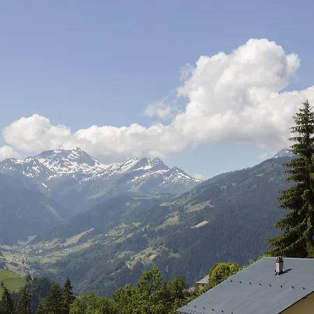 La Ferme Du Chozal, De Tradition 酒店 4*