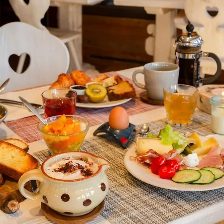 Hotel La Ferme Du Chozal, The Originals Relais 4*